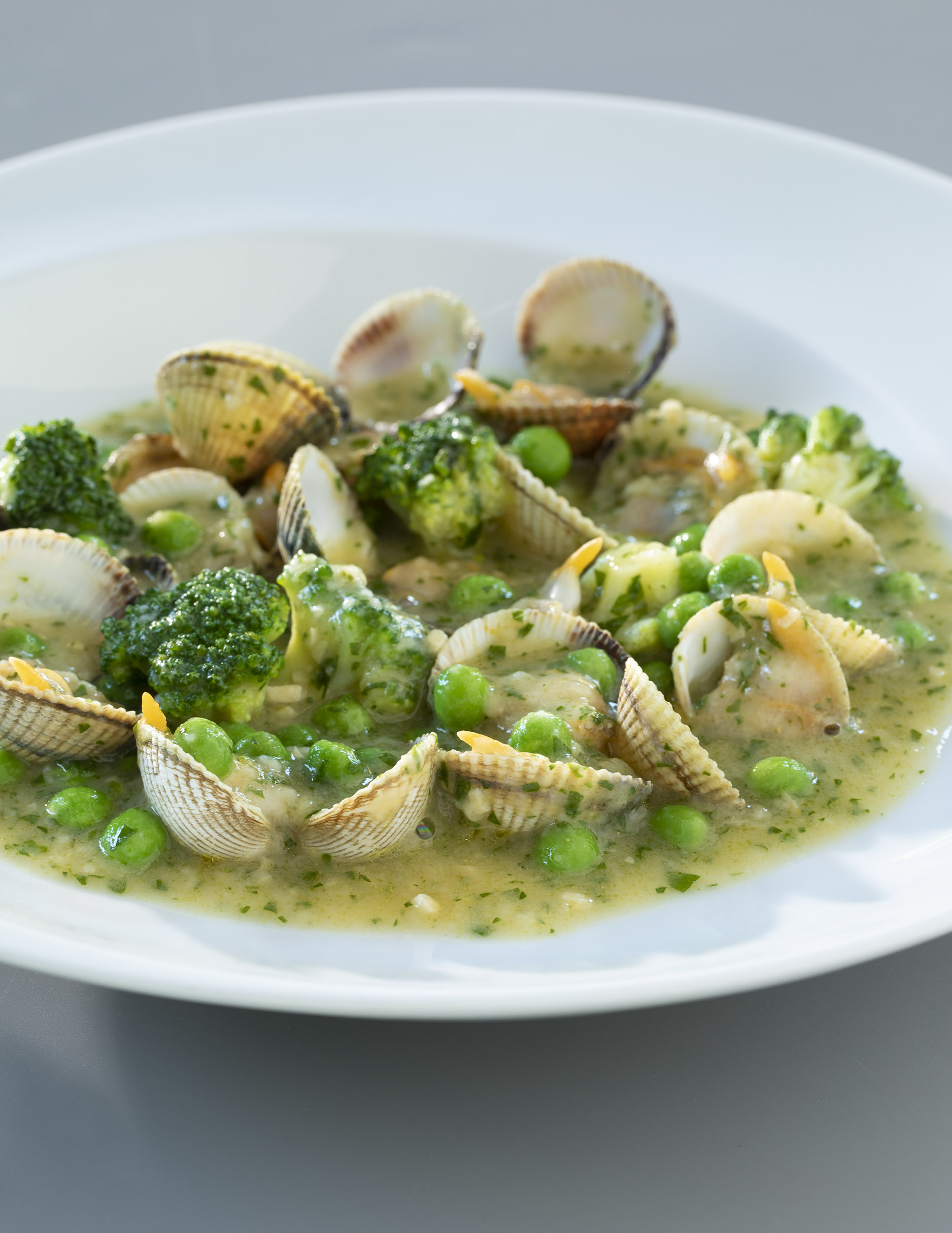 Cockles in green sauce - Oncoalicia