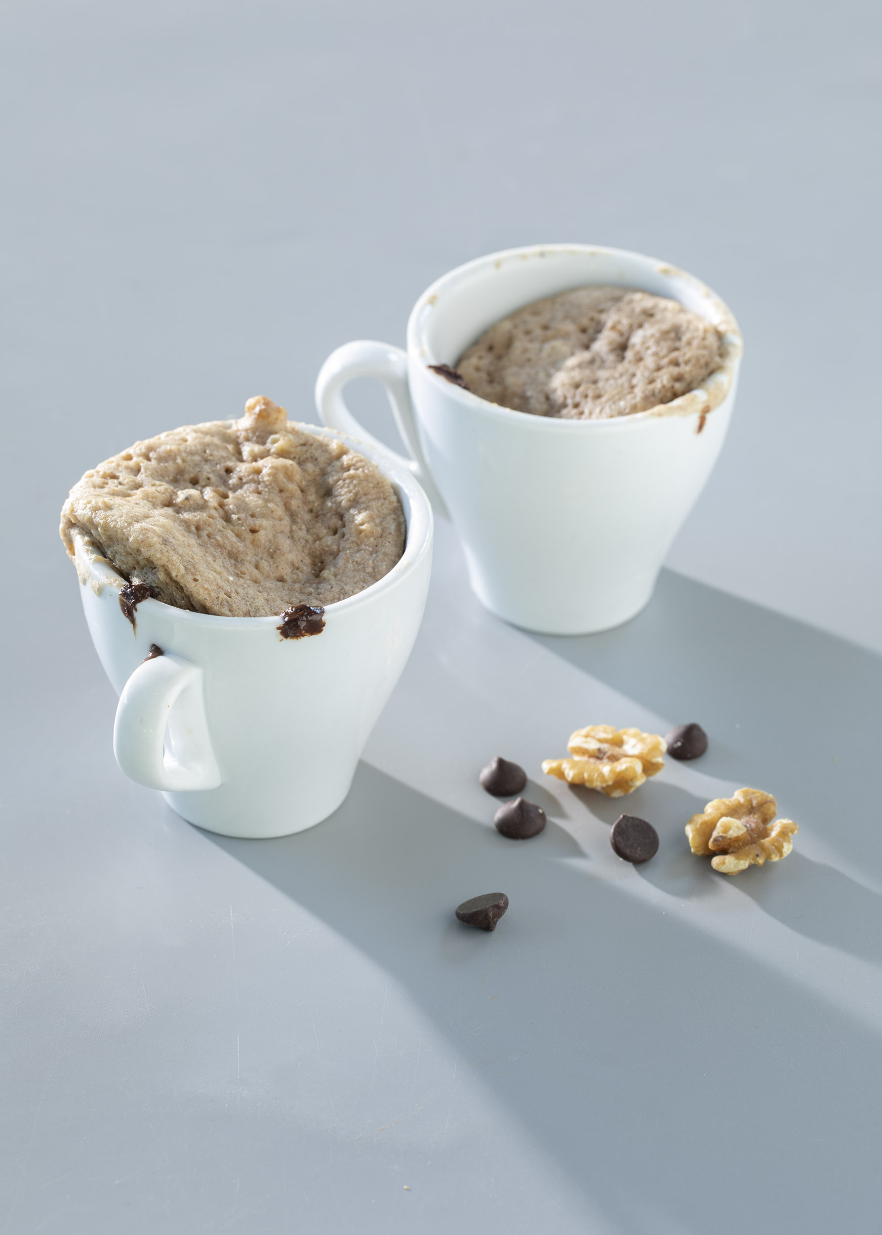 Banana and walnut mugcake